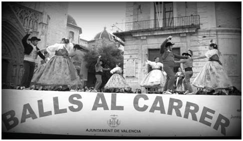 Los falleros... también bailan