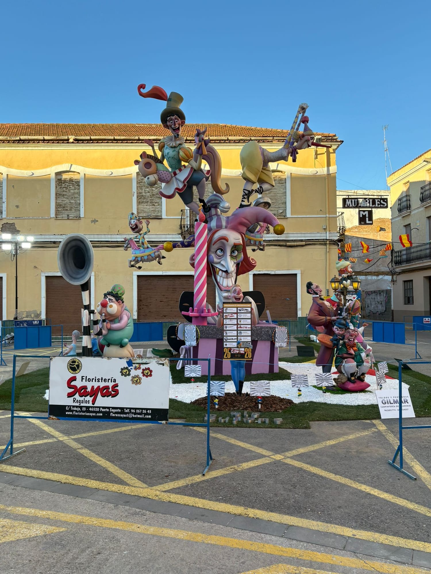 Falla Falla Luis Cendoya 2026 - El rei dels bufons