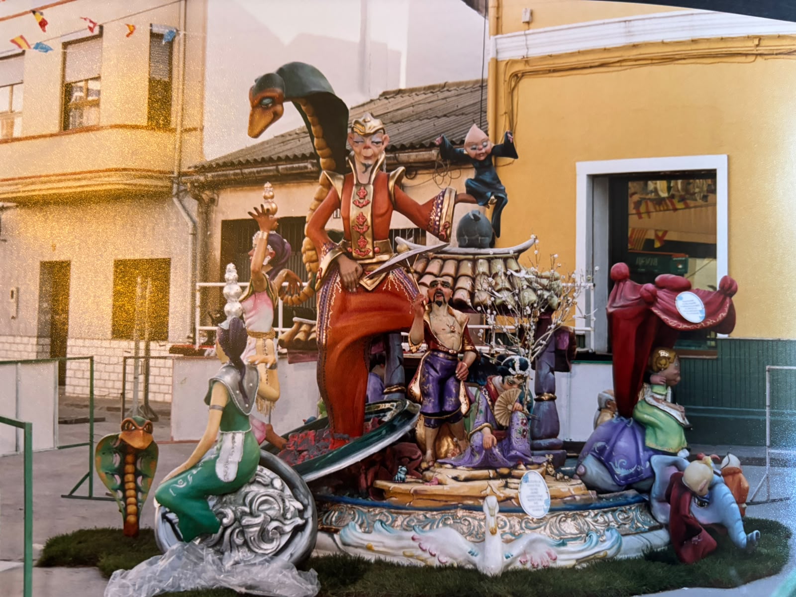 Falla Infantil Falla Luis Cendoya 2001